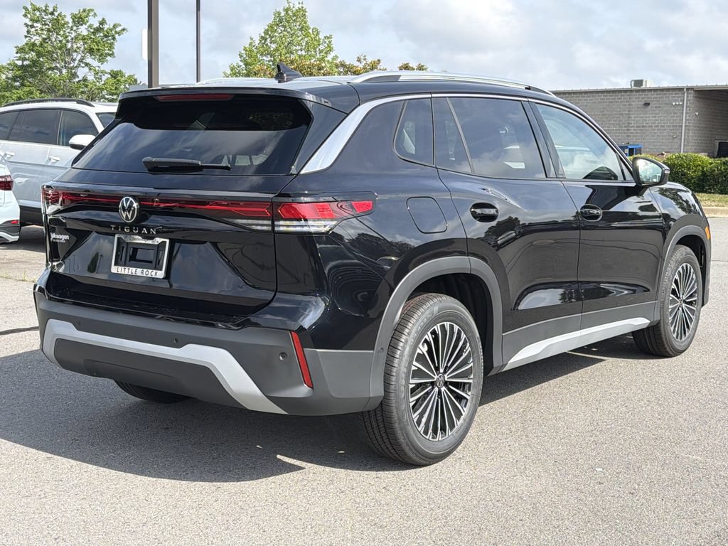 New 2026 Volkswagen Tiguan S FWD image 5