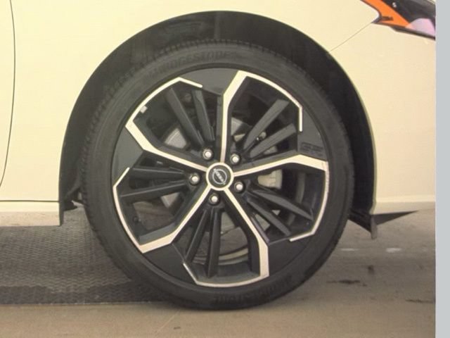 Used 2025 Nissan Altima 2.5 SR AWD/4WD image 19