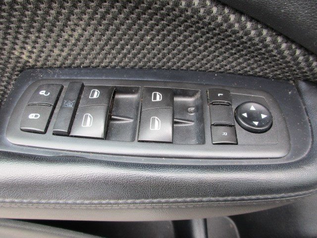 Used 2015 Dodge Dart SXT image 15