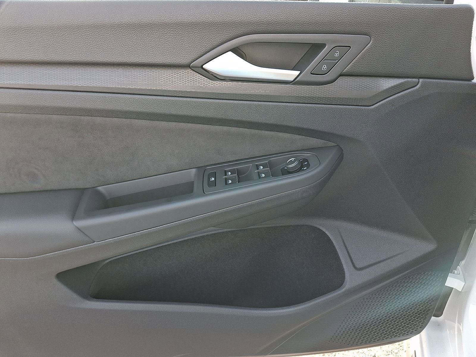 Used 2024 Volkswagen GTI SE image 14