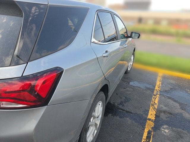 Used 2024 Chevrolet Equinox LT AWD/4WD image 40