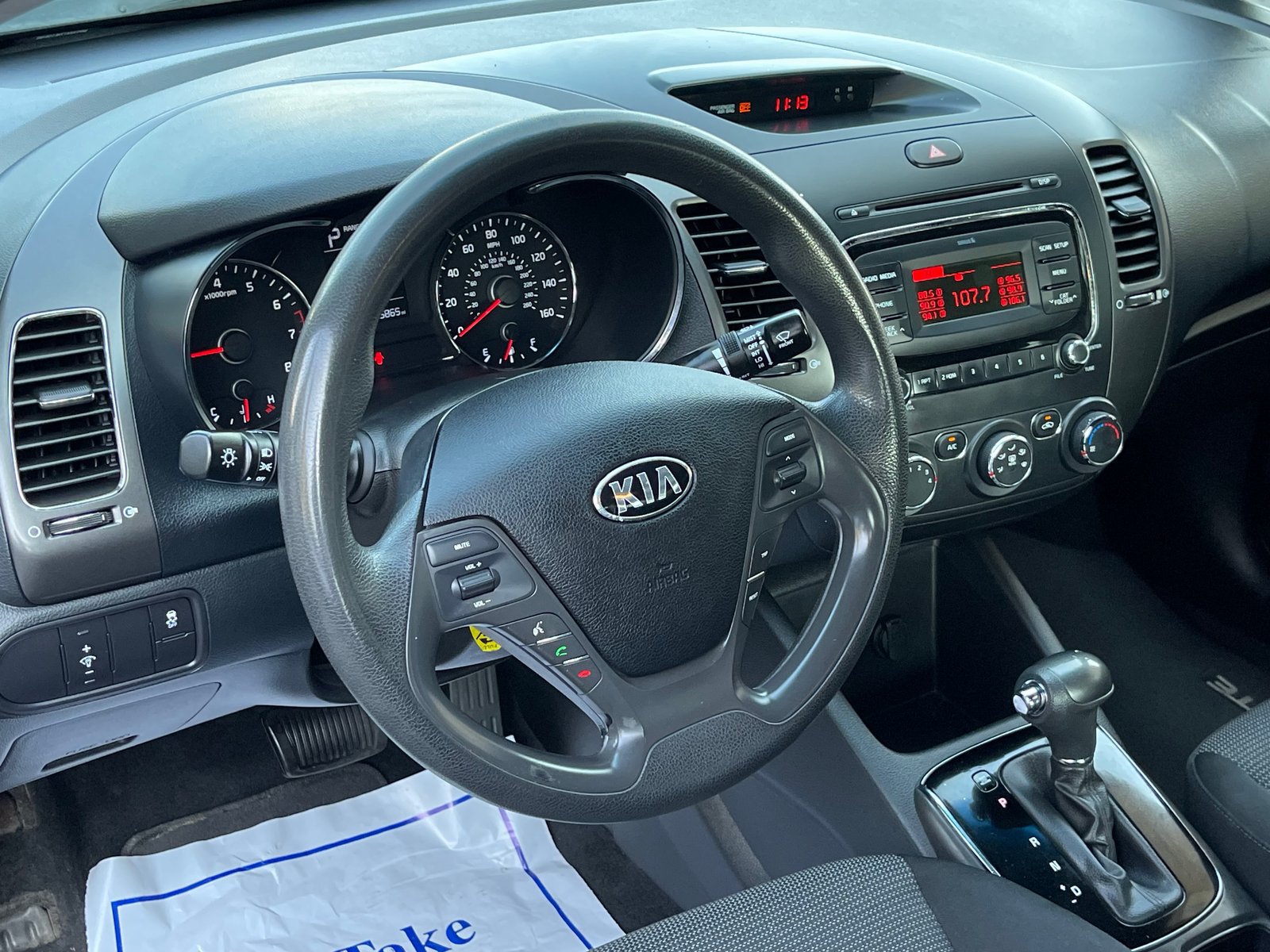 Used 2017 Kia Forte LX FWD image 11