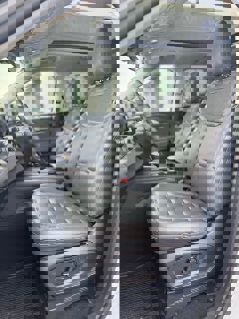 Used 2026 Ford Explorer Active w/ Active Comfort Package image 11