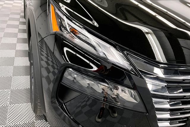 New 2025 Nissan Rogue SV image 15