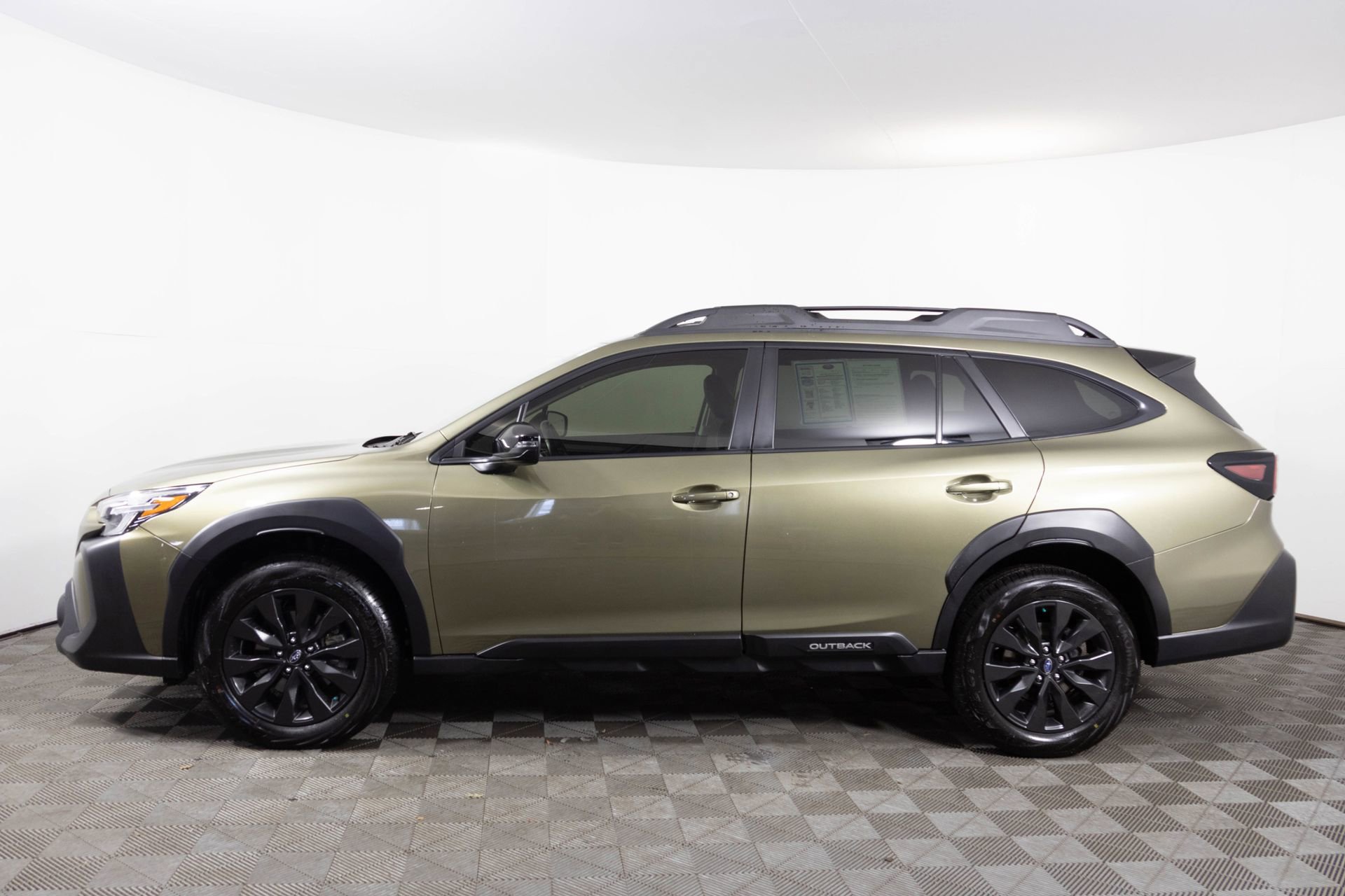 Used 2023 Subaru Outback Onyx Edition XT image 14