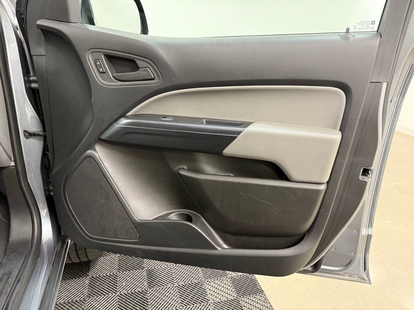 Used 2022 GMC Canyon Elevation Standard image 28