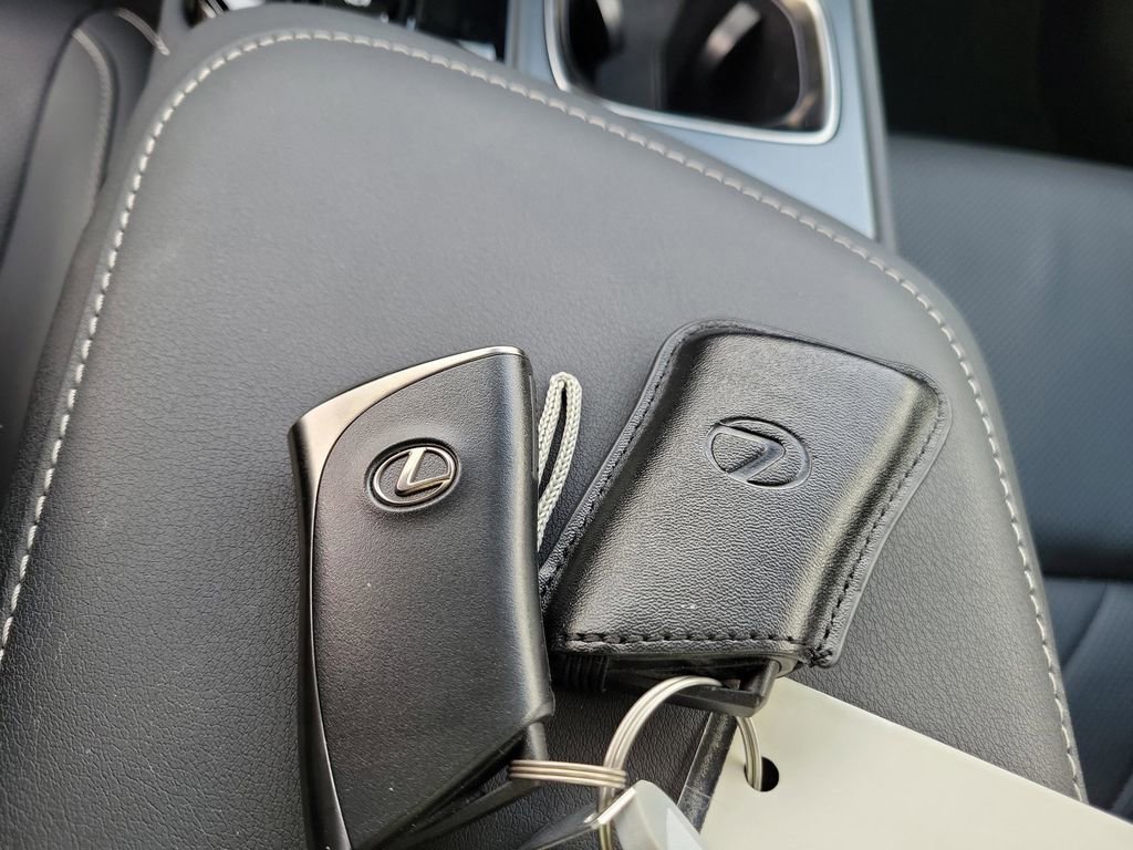 Used 2024 Lexus NX 350h AWD w/ Vision Package image 37