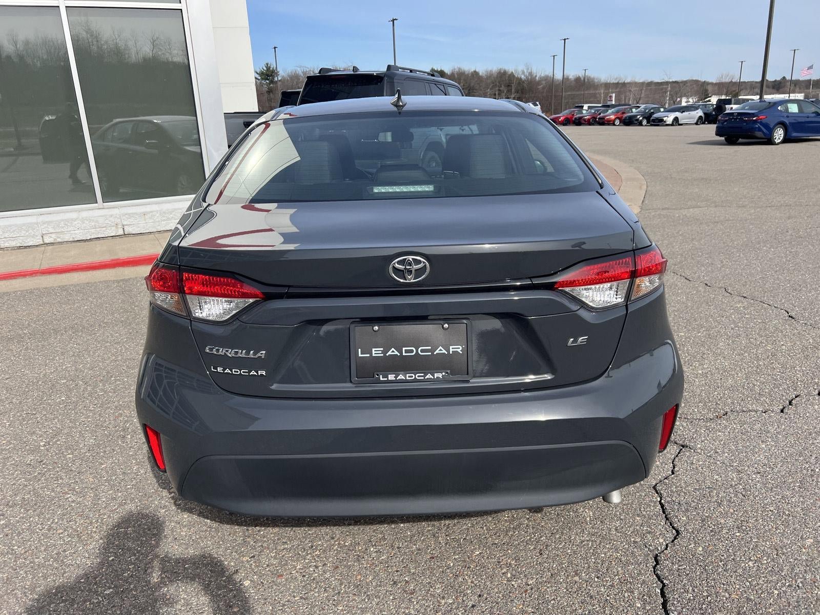 Used 2025 Toyota Corolla LE w/ LE Premium Package FWD image 12