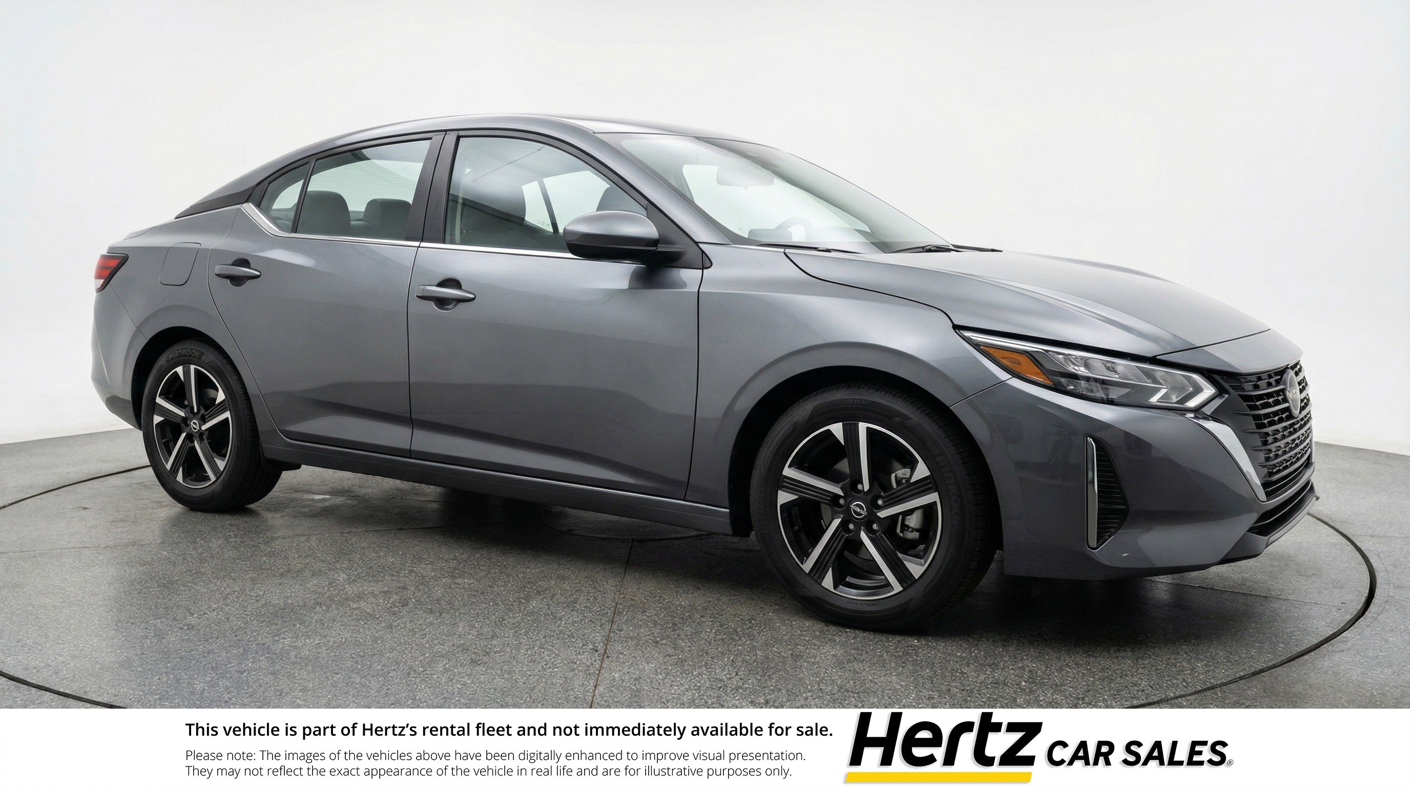 Used 2025 Nissan Sentra SV image 1