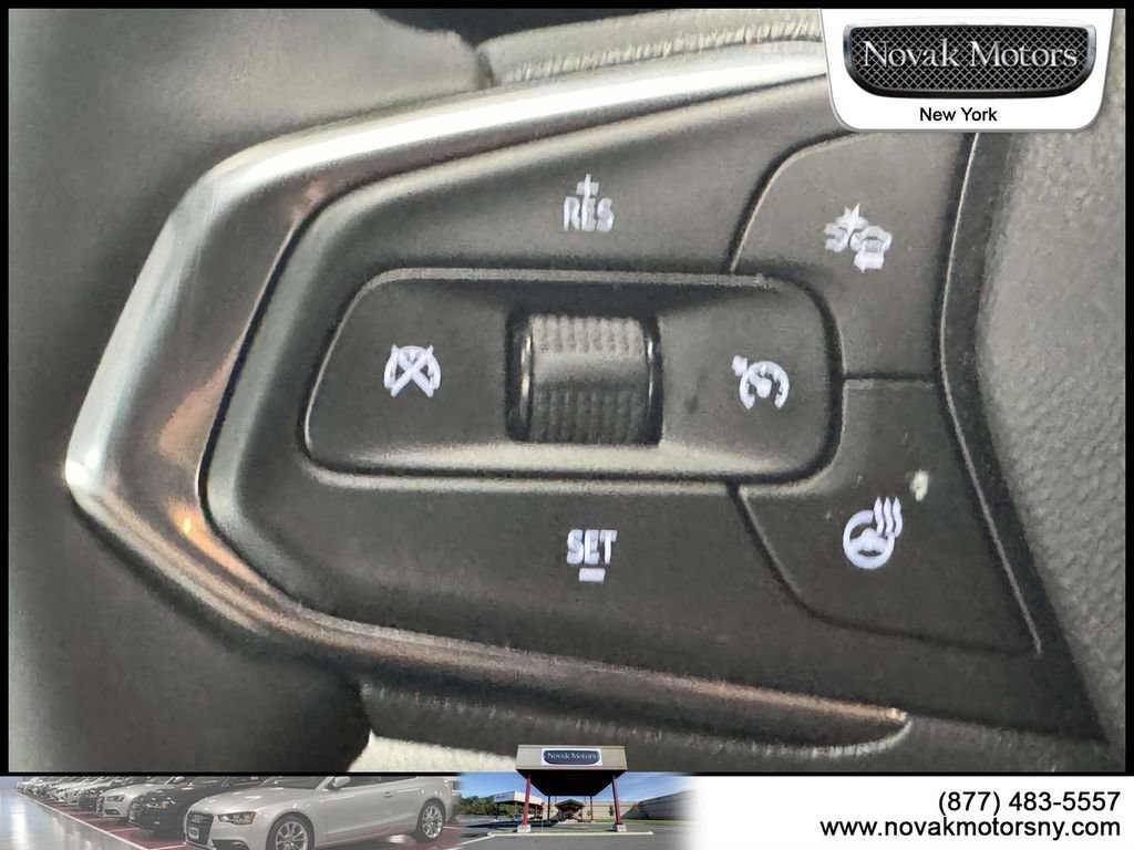 Used 2025 Chevrolet Trax LT w/ Driver Confidence Package image 15