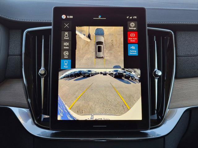 New 2026 Volvo XC90 T8 Plus w/ Protection Package AWD/4WD image 10