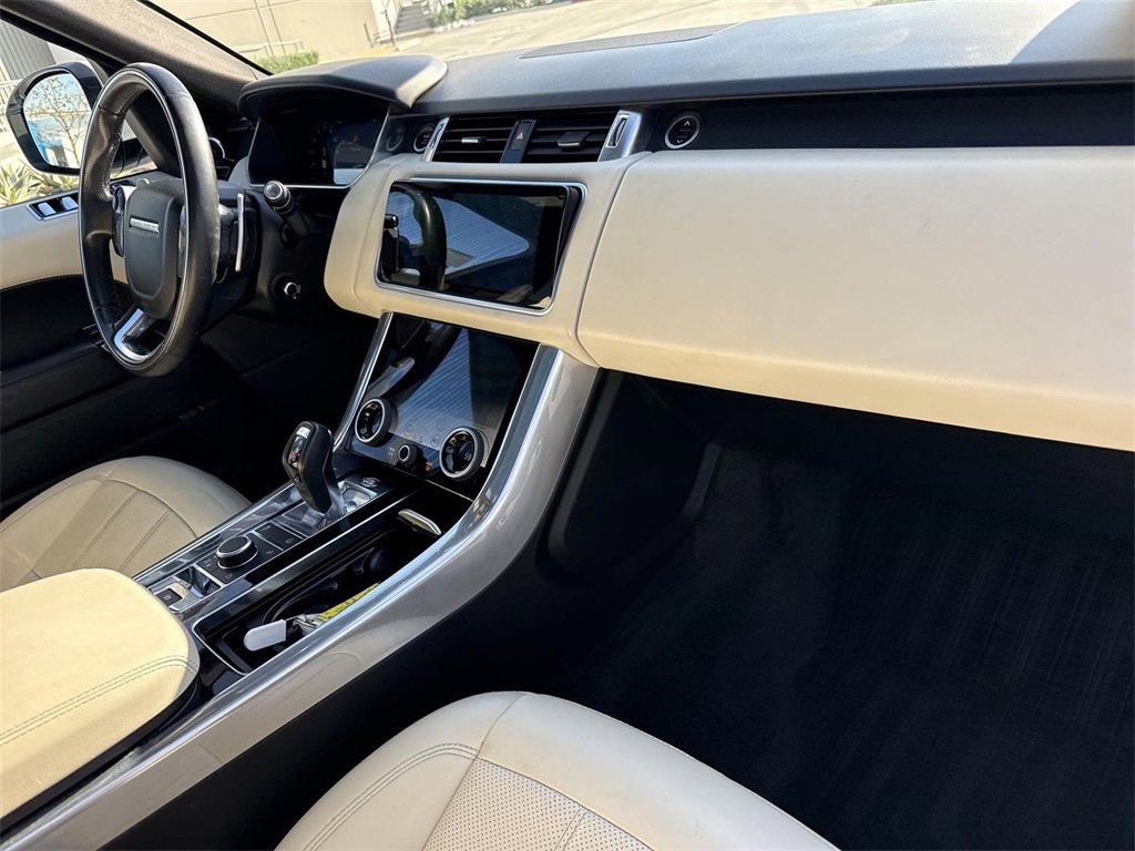 Used 2019 Land Rover Range Rover Sport Supercharged image 29