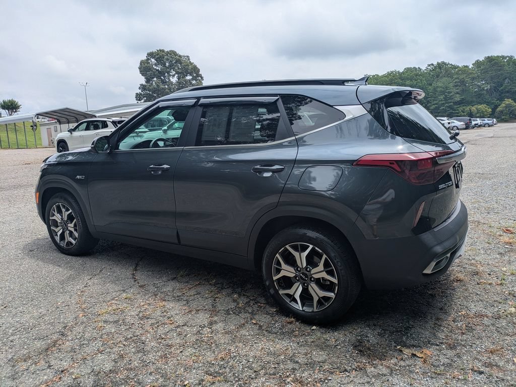 Used 2023 Kia Seltos EX AWD/4WD image 6