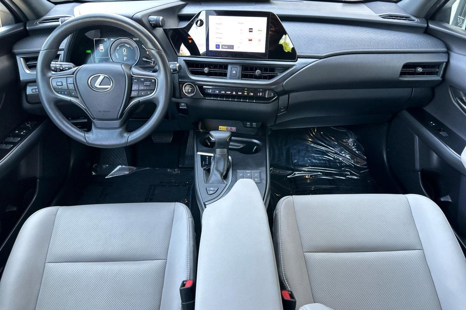 Certified 2023 Lexus UX 250h F Sport w/ Accessory Package (A2) image 17