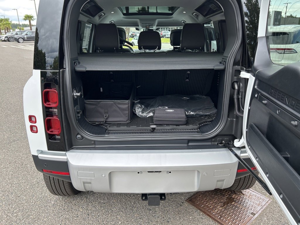 New 2025 Land Rover Defender 110 S image 16