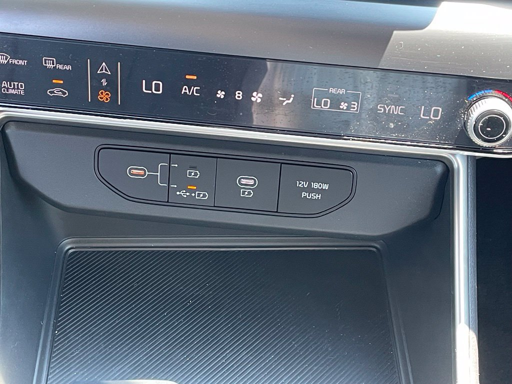 New 2026 Kia Carnival FWD image 20