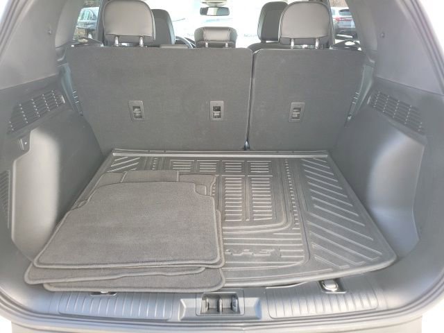Used 2023 Ford Escape Platinum w/ Premium Technology Package image 20