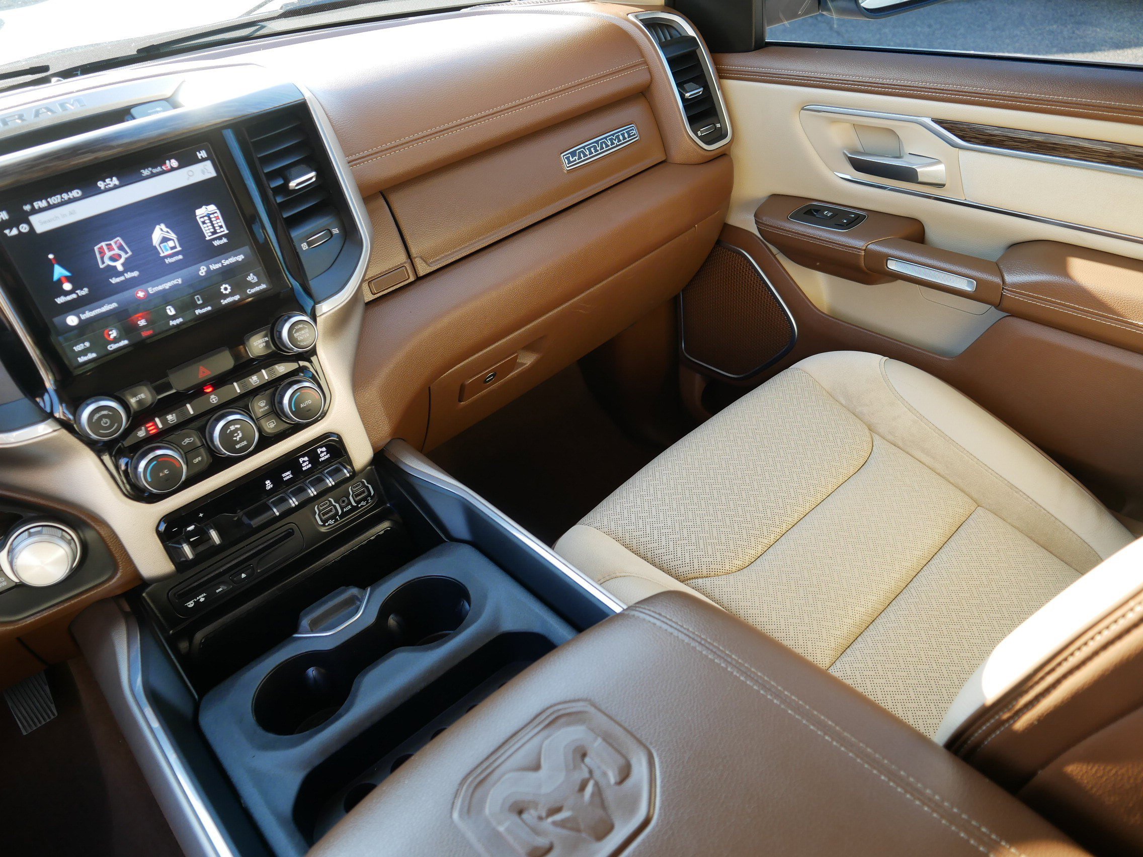 Used 2019 RAM 1500 Laramie image 11