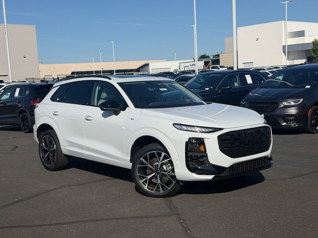 New 2026 Audi Q3 quattro 2.0T AWD/4WD image 3
