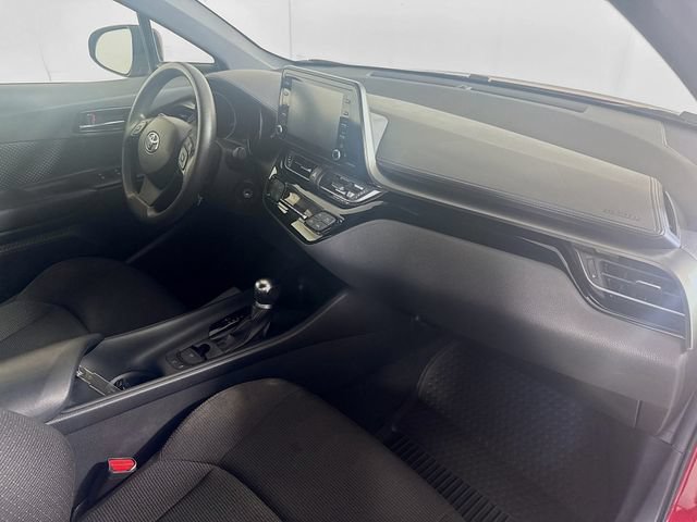 Used 2019 Toyota C-HR LE FWD image 27