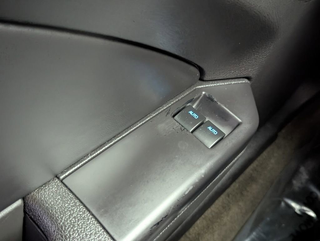 Used 2014 Ford Mustang Coupe RWD image 14