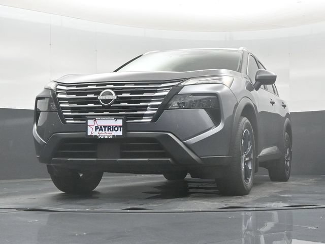 Used 2024 Nissan Rogue SV w/ SV Premium Package FWD image 52