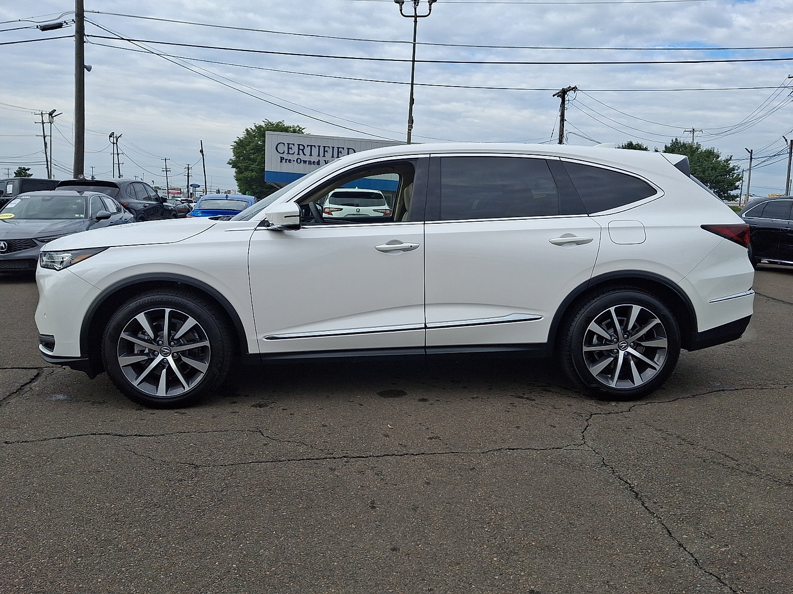 Certified 2026 Acura MDX w/ Technology Package AWD/4WD image 7