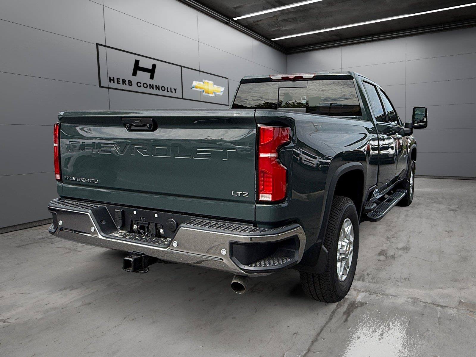 New 2026 Chevrolet Silverado 2500 LTZ w/ LTZ Convenience Package AWD/4WD image 5