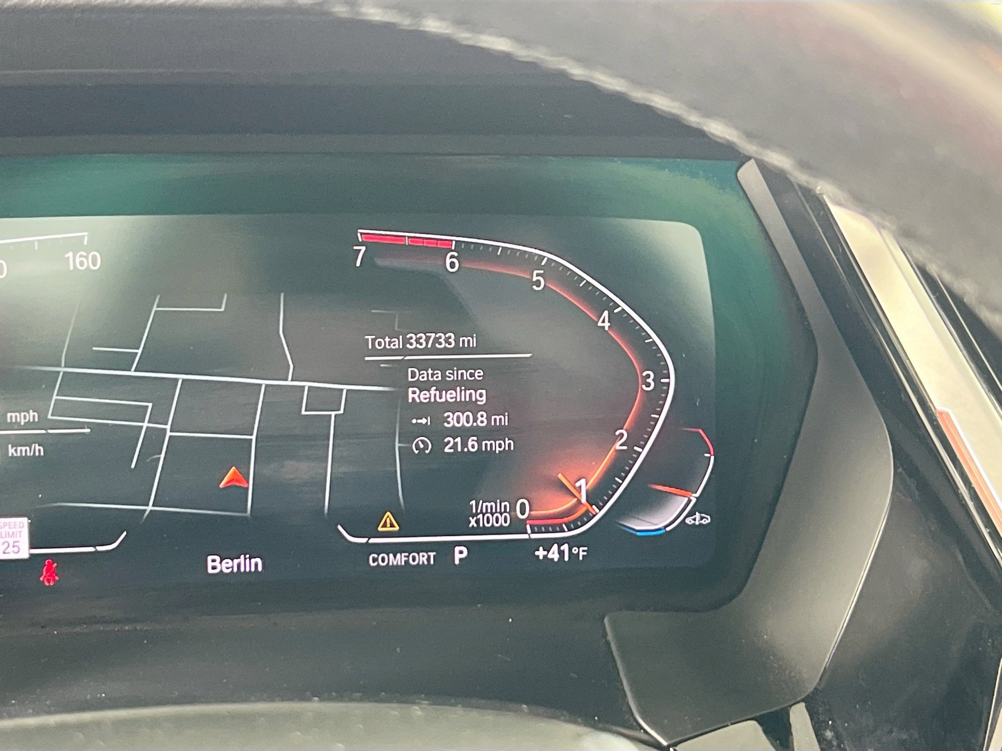 Used 2022 BMW Z4 sDrive30i w/ Driving Assistance Package image 12