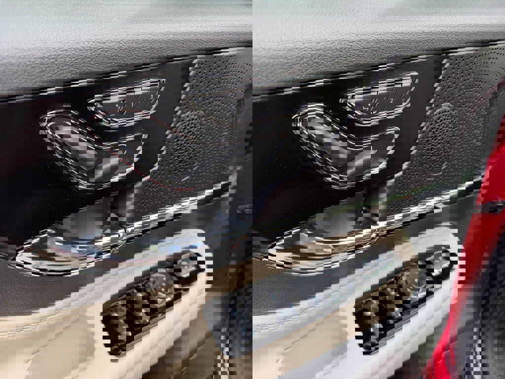 New 2026 Lincoln Corsair Premiere image 12