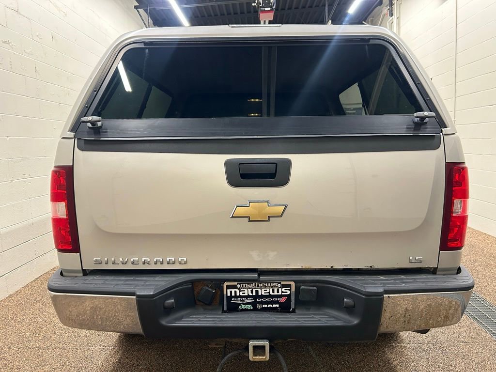 Used 2008 Chevrolet Silverado 1500 LS image 3