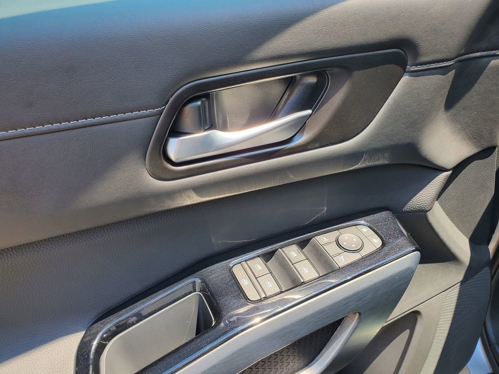New 2025 Nissan Pathfinder SL w/ Cargo Package image 14