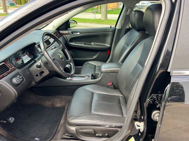 Used 2014 Chevrolet Impala LTZ FWD image 4