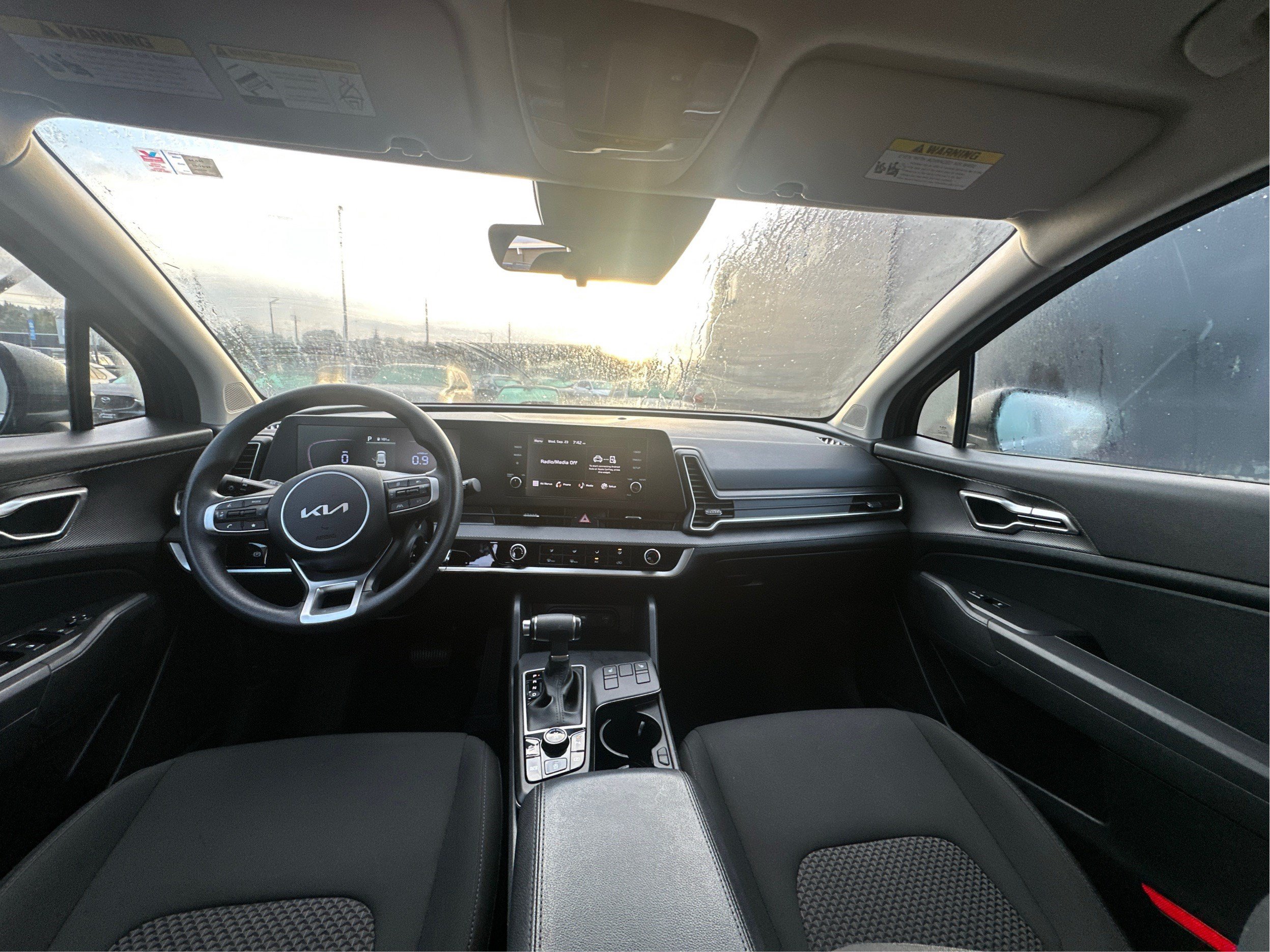 Used 2023 Kia Sportage LX AWD/4WD image 27