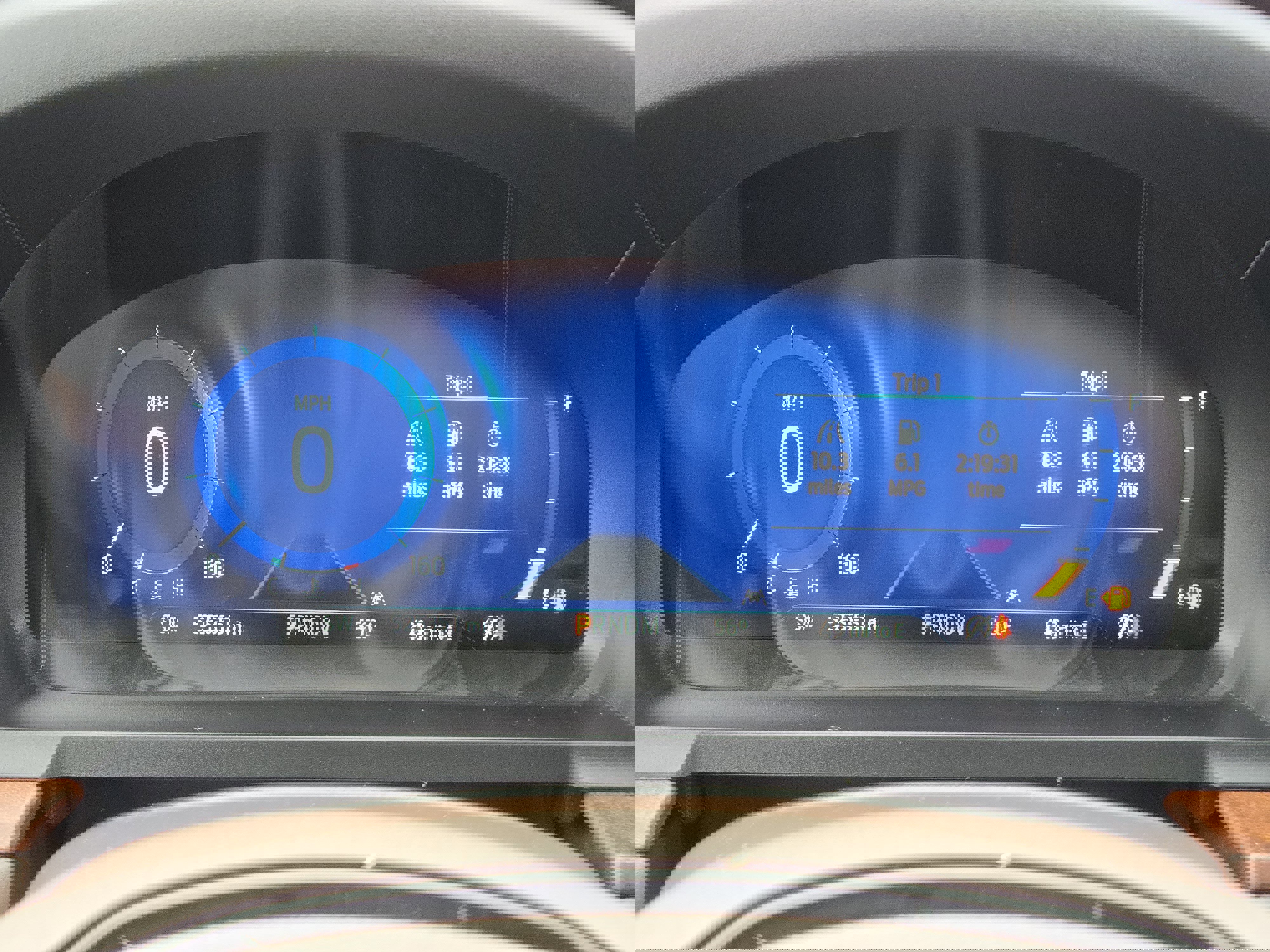 Used 2021 Ford Explorer King Ranch w/ Premium Technology Package image 17