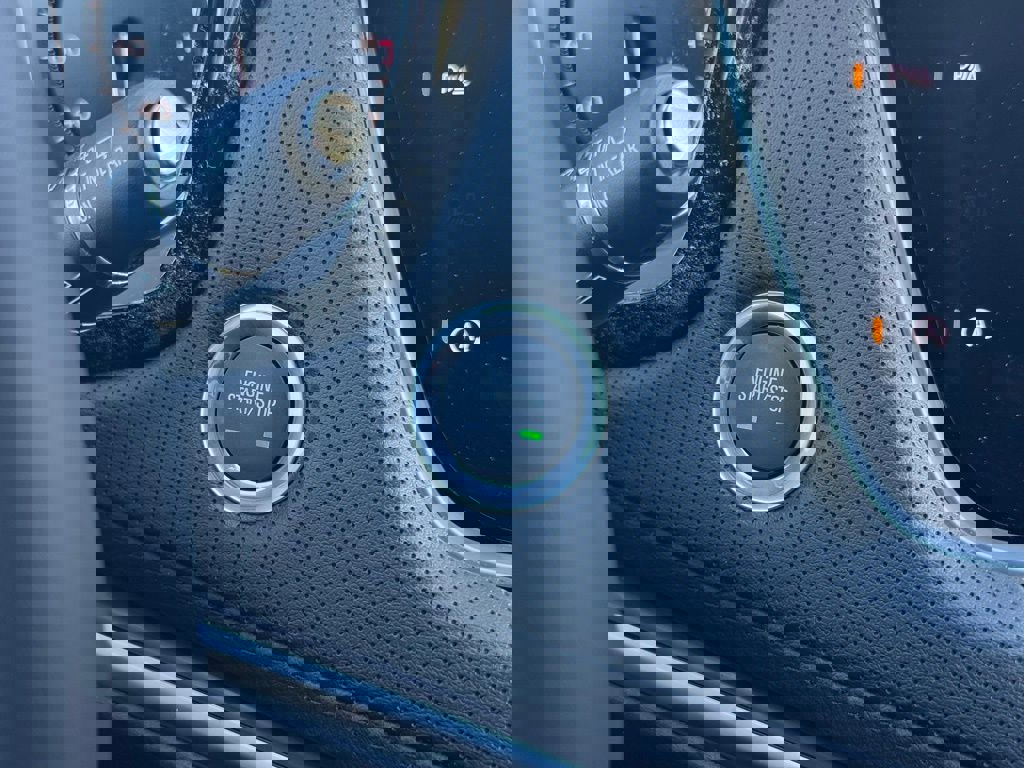 New 2026 Cadillac XT5 Luxury image 28