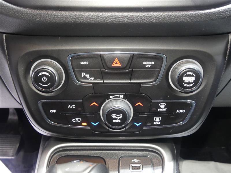 Used 2019 Jeep Compass Sport w/ Cold Weather Group image 35