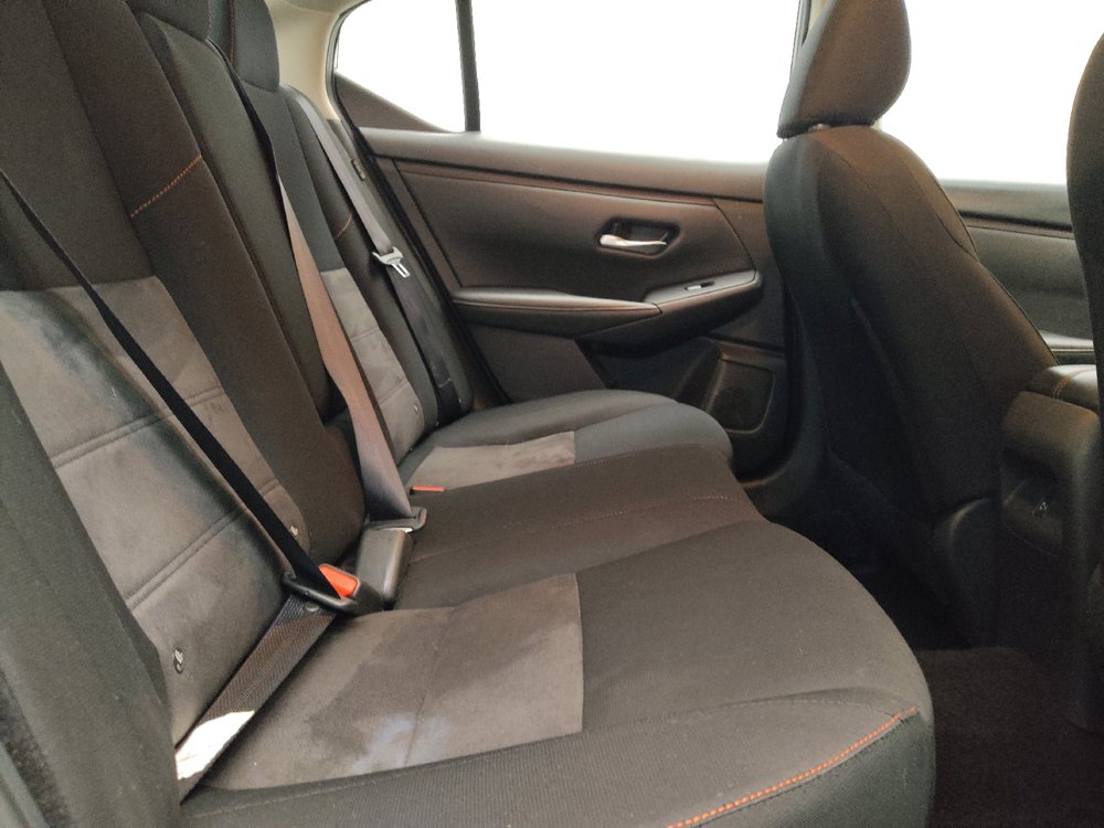 Used 2025 Nissan Sentra SR FWD image 19