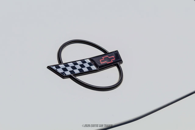 Used 1991 Chevrolet Corvette Convertible RWD image 49