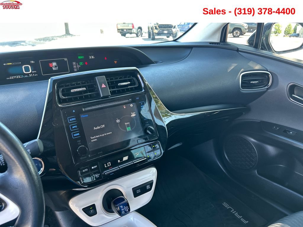 Used 2016 Toyota Prius Three FWD image 15