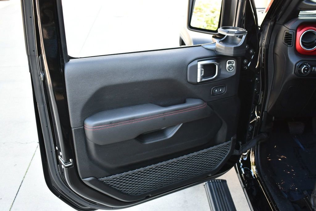 Used 2021 Jeep Gladiator Rubicon w/ Dual Top Group image 40