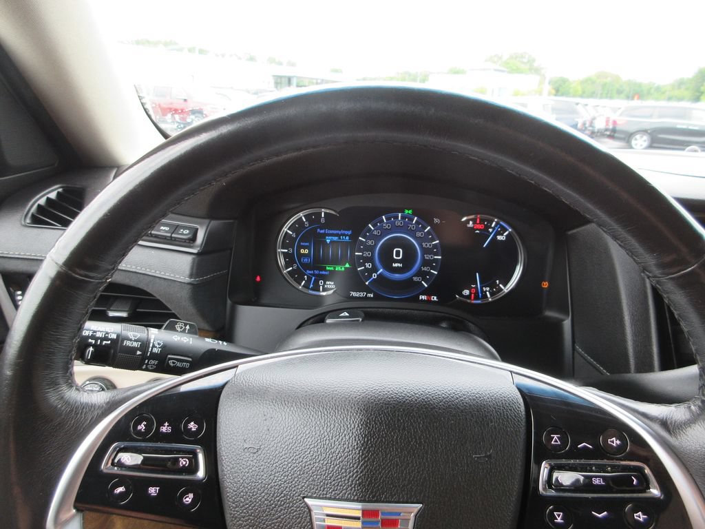 Certified 2018 Cadillac Escalade Luxury w/ LPO, Radiant Package AWD/4WD image 34