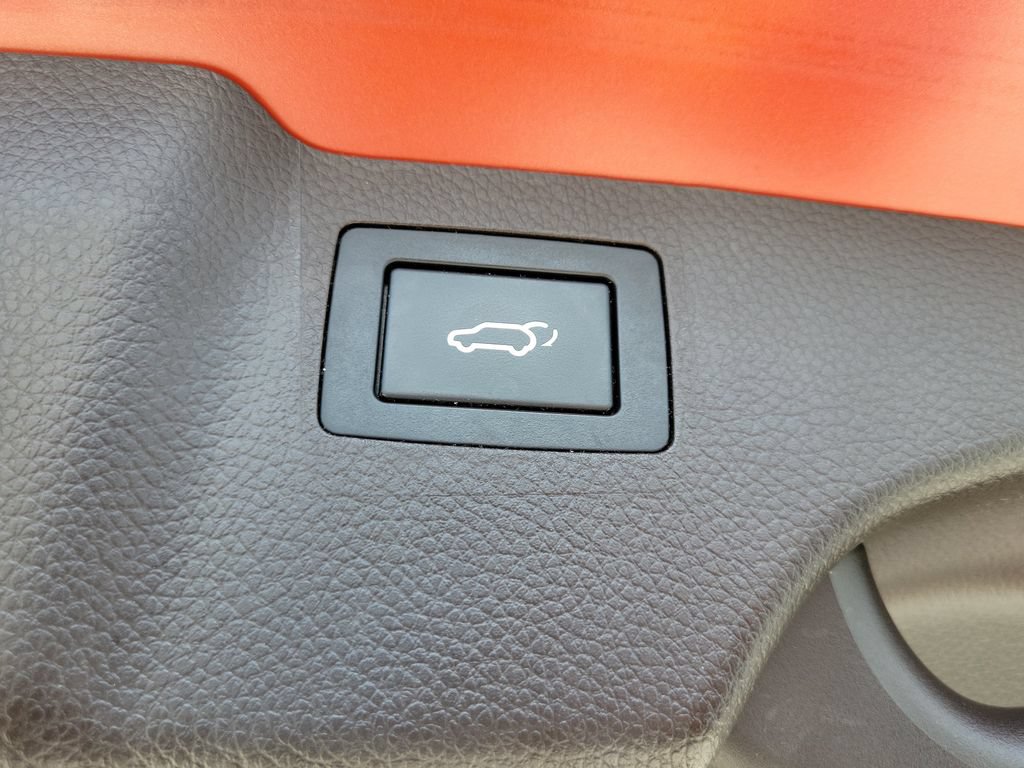 Used 2017 Hyundai Santa Fe Sport AWD/4WD image 8