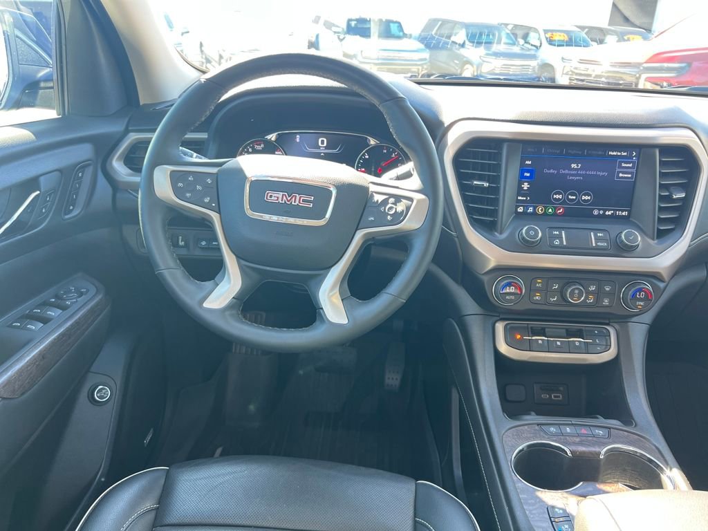 Used 2023 GMC Acadia Denali image 17