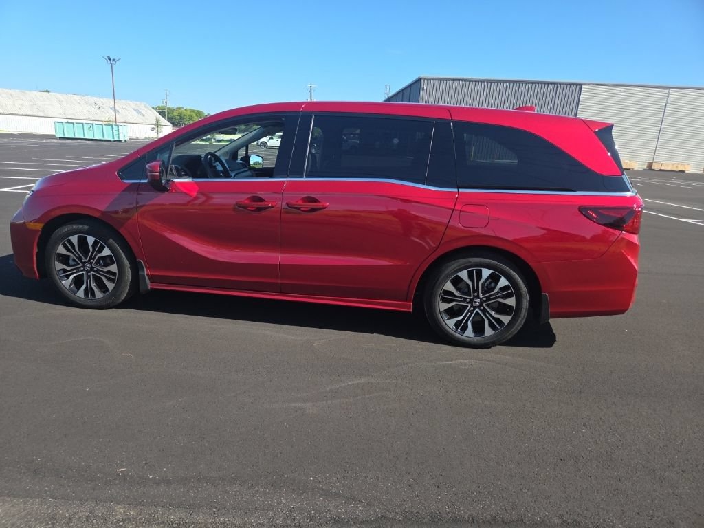 Used 2025 Honda Odyssey Elite image 8