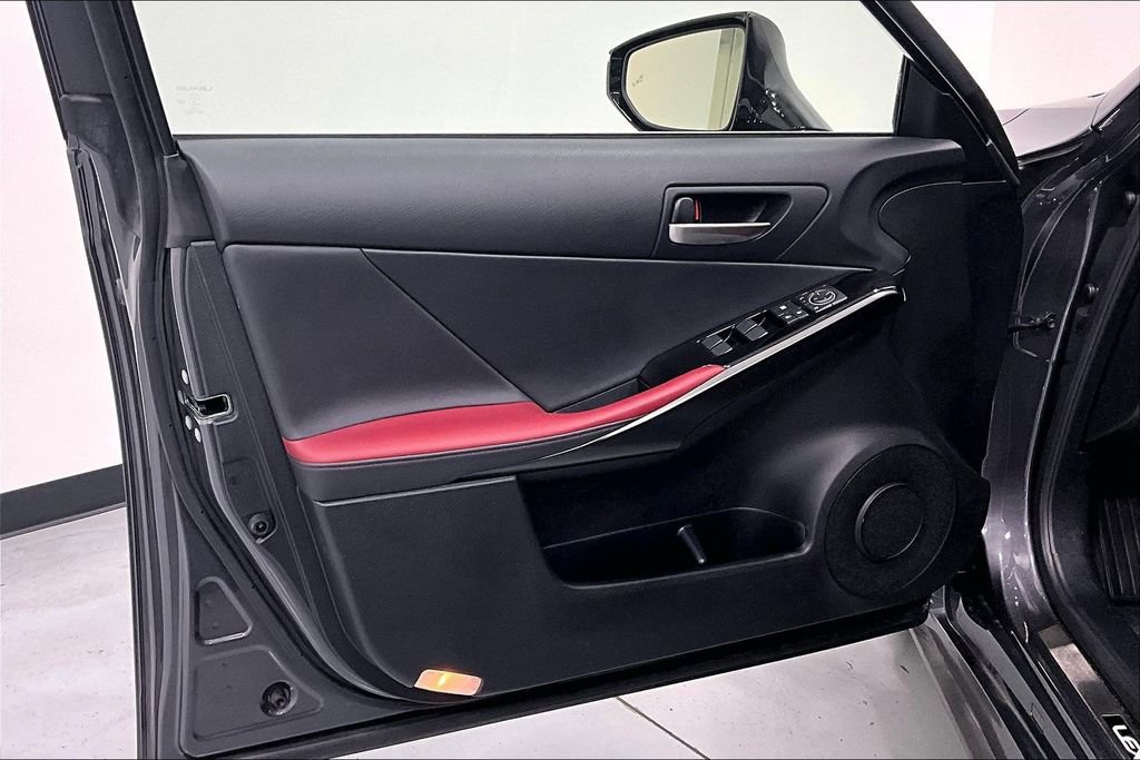Used 2024 Lexus IS 300 w/ Comfort Package RWD image 22