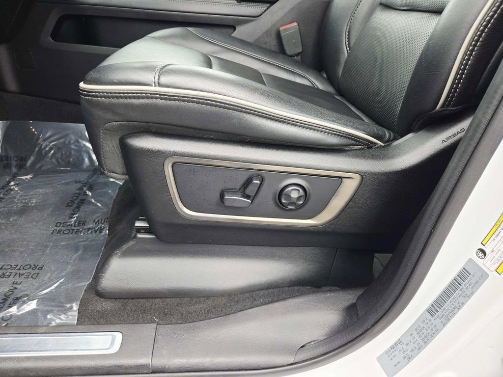 Used 2019 RAM 1500 Limited AWD/4WD image 43