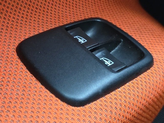 Used 2016 smart fortwo passion image 23