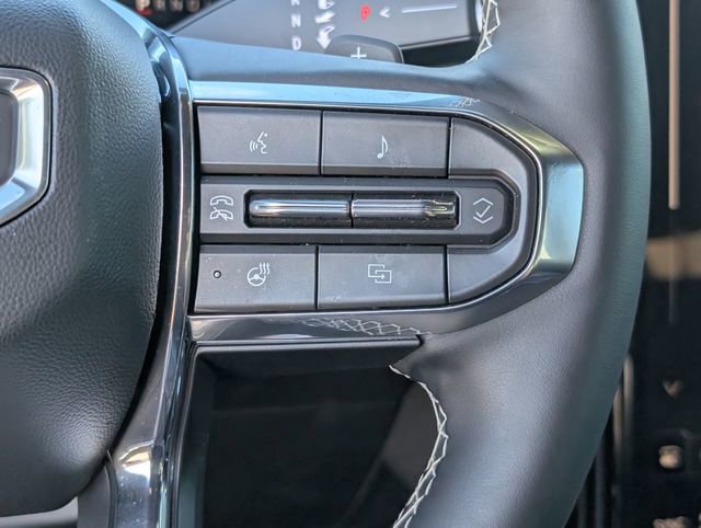 Used 2025 GMC Acadia Denali w/ Super Cruise Package image 20