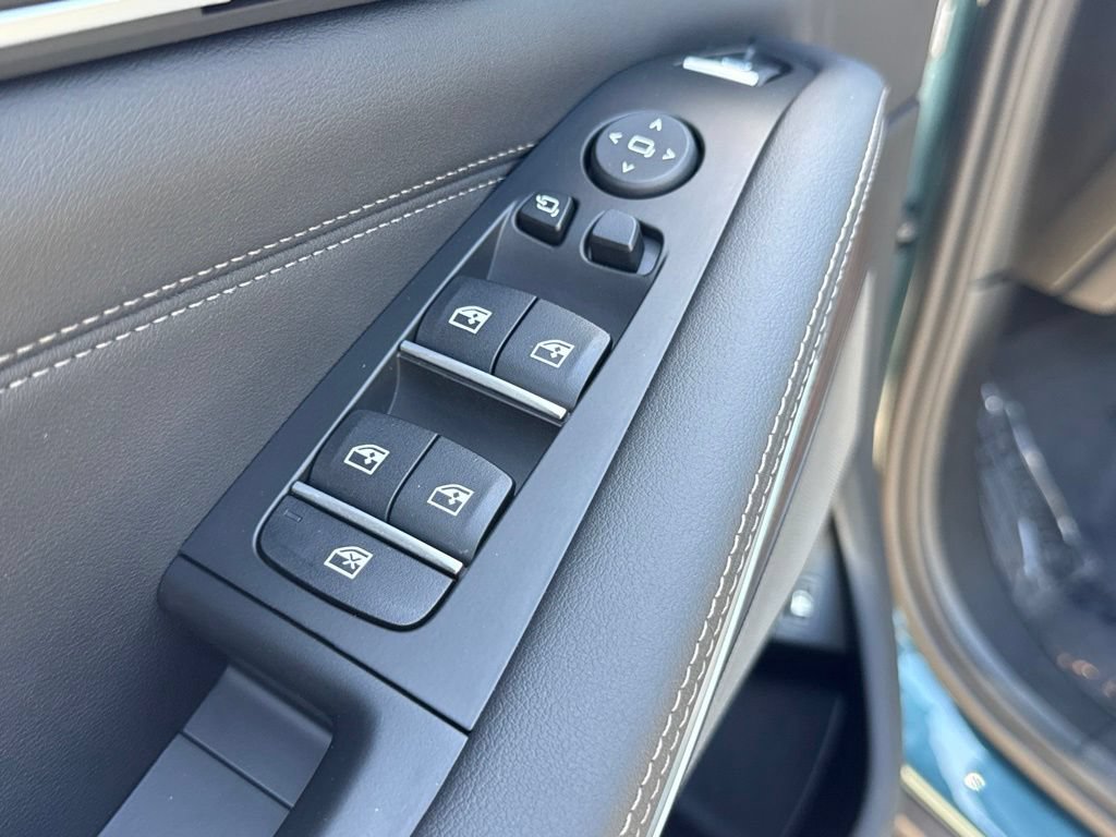 Used 2026 BMW X5 xDrive50e w/ Climate Comfort Package AWD/4WD image 19